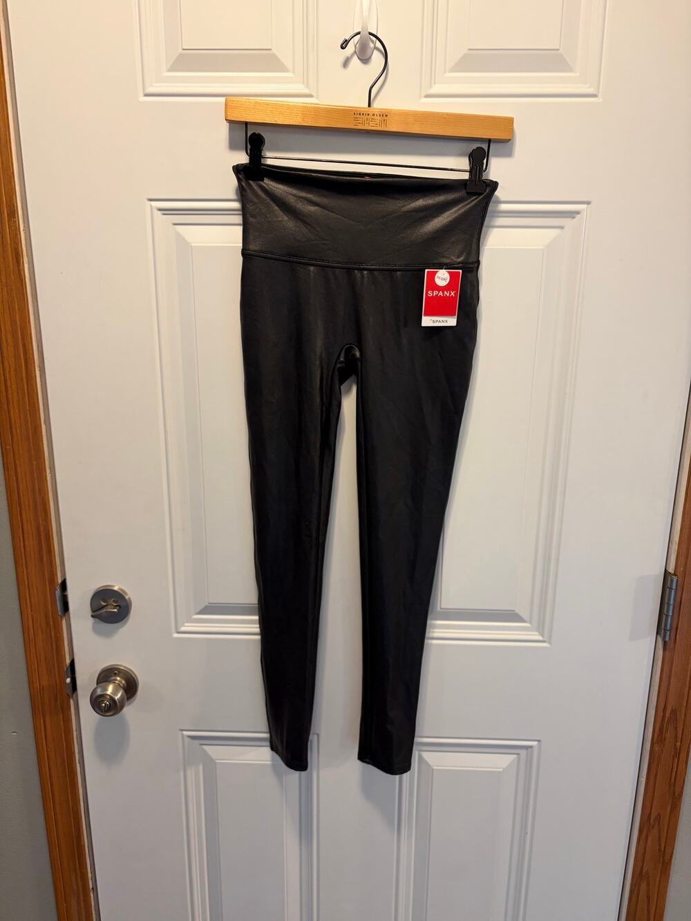 SPANX Faux Leather High Waisted Leggings Black Petite – Size M NWT